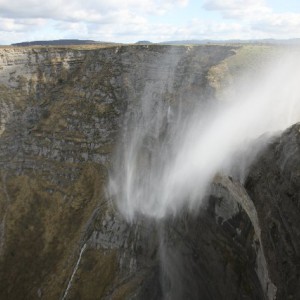 Senda del pastoreo GR 282 - salto del Nervión