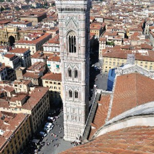 Campanario visto desde la Cúpula del Duomo