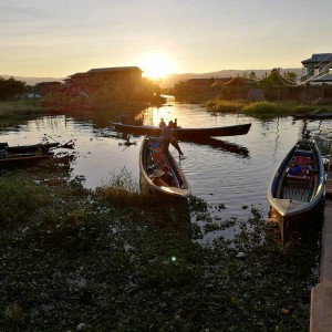 Atardecer en el Lago Inle