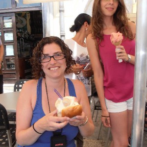 Brioche de casata y gelato de fragola