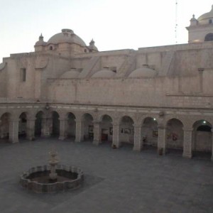 Los Claustros de la Compañía, Arequipa